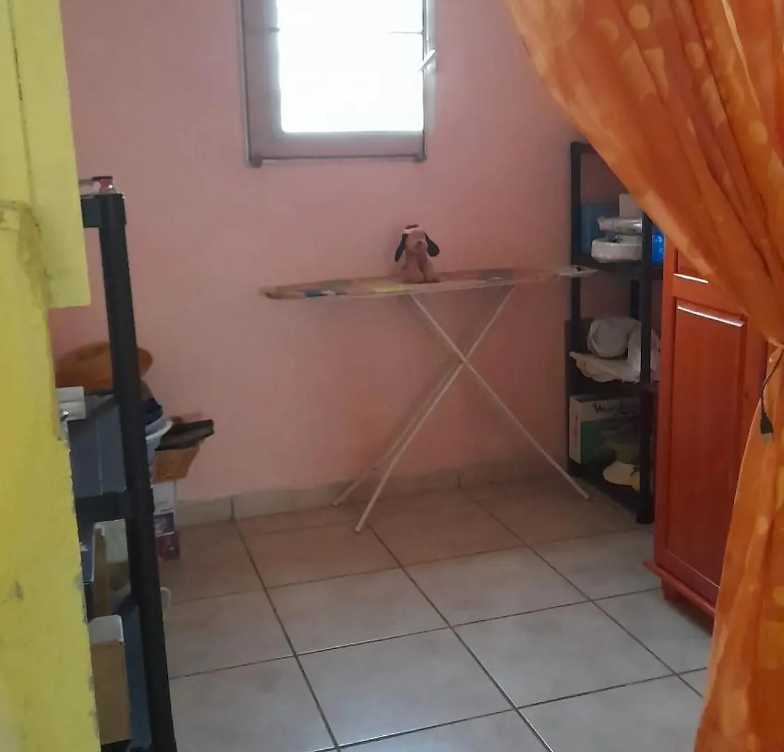 Maison Chaleureuse A Petit-Bourg Holiday home